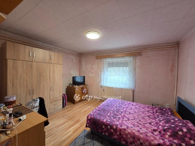 Eladó családi ház, Szentesen 33 M Ft, 3+1 szobás
