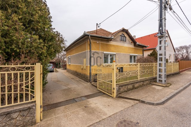 Eladó családi ház, Taksonyon 85 M Ft, 4 szobás