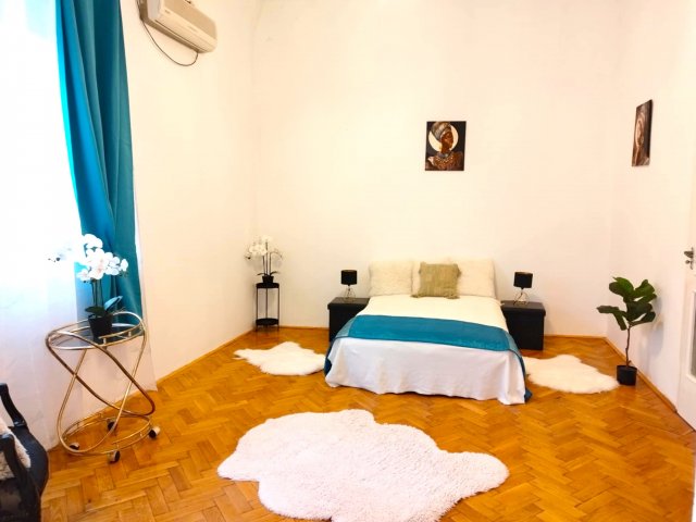 Eladó téglalakás, Baján 27 M Ft, 1 szobás