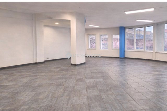 Kiadó iroda, Kecskeméten 250 E Ft / hó / költözzbe.hu