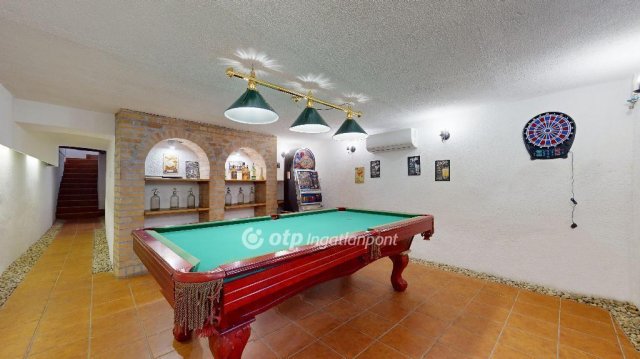 Eladó családi ház, Egerben 149 M Ft, 3 szobás