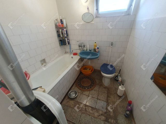 Eladó családi ház, Nagykanizsán 29.9 M Ft, 2 szobás