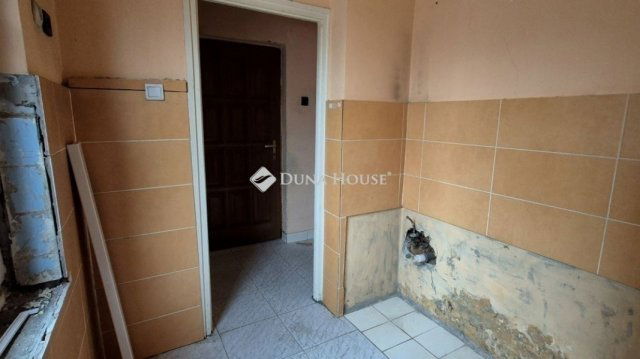 Eladó téglalakás, Budapesten, X. kerületben 63.49 M Ft, 3 szobás