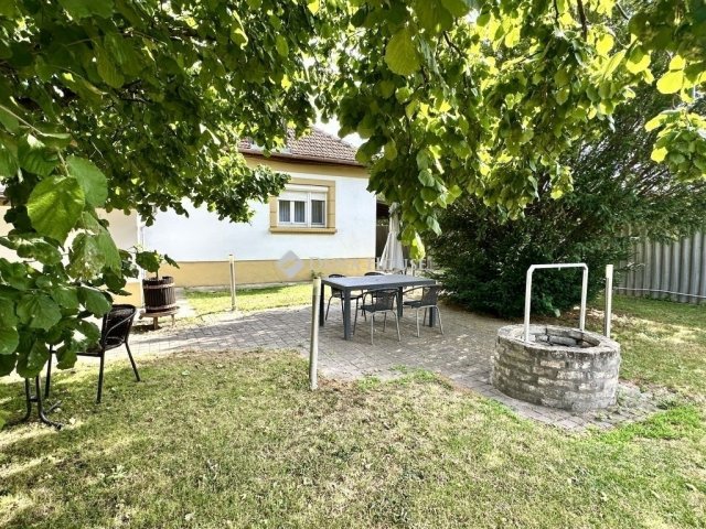 Eladó családi ház, Kecskeméten 99.5 M Ft, 3 szobás
