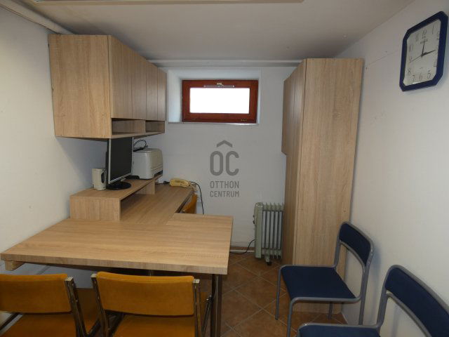 Kiadó iroda, Pécsett 80 E Ft / hó / költözzbe.hu