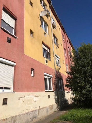 Eladó téglalakás, Salgótarjánban 13.5 M Ft, 1 szobás