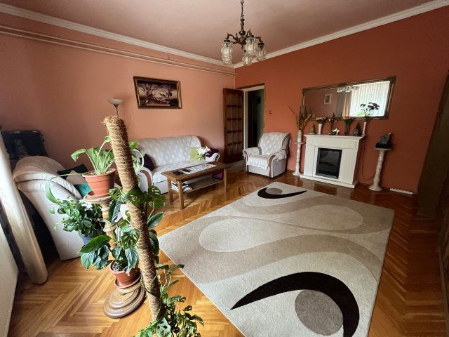 Eladó téglalakás, Debrecenben 59.5 M Ft, 2 szobás