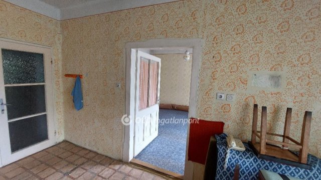 Eladó családi ház, Csongrádon 16.4 M Ft, 2 szobás