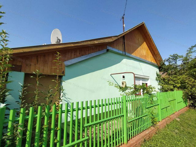 Eladó családi ház, Tiszapüspökin 13.9 M Ft, 2+1 szobás
