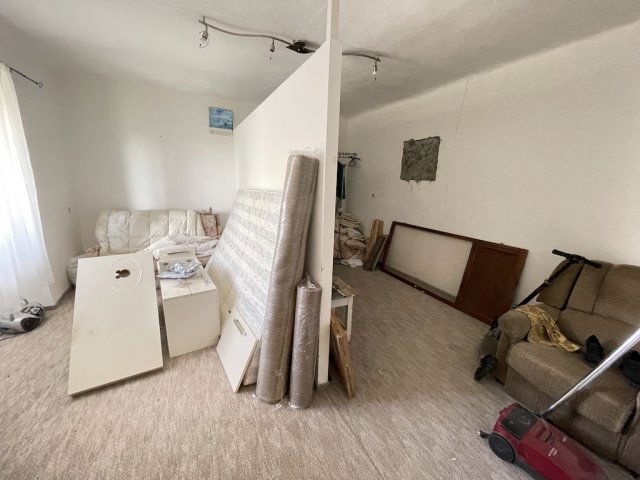 Eladó családi ház, Pakson 29.9 M Ft, 3 szobás