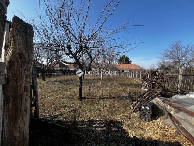 Eladó családi ház, Jászfényszarun 27.9 M Ft, 3 szobás