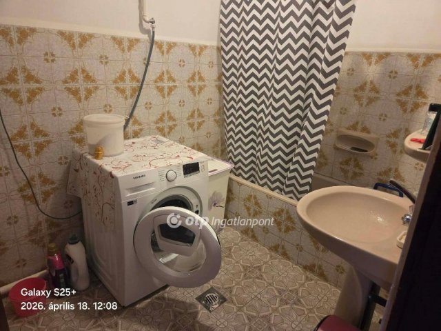 Eladó családi ház, Fegyverneken 39.99 M Ft, 4 szobás
