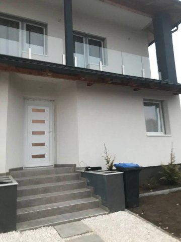 Eladó ikerház, Pécelen 139.9 M Ft, 6 szobás