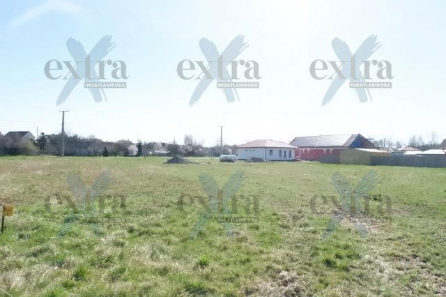 Eladó telek, Deszken 19.5 M Ft, 1 szobás / költözzbe.hu