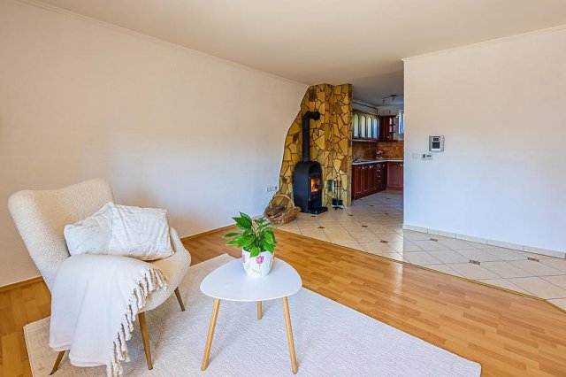 Eladó sorház, Dunakeszin 109 M Ft, 3 szobás