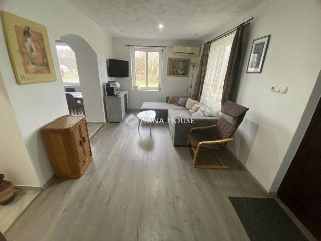 Eladó családi ház, Ladánybenén 49.99 M Ft, 3 szobás