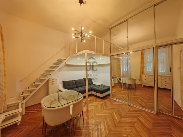 Kiadó téglalakás, albérlet, Budapesten, VI. kerületben