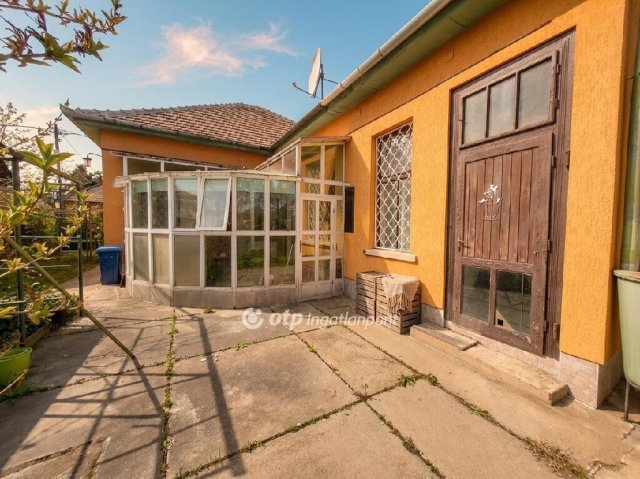 Eladó családi ház, Budapesten, XVIII. kerületben 99.9 M Ft