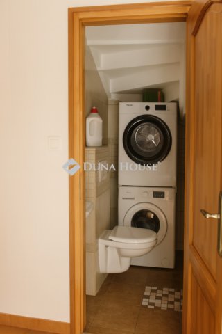 Eladó téglalakás, Budapesten, VI. kerületben 211 M Ft, 4 szobás
