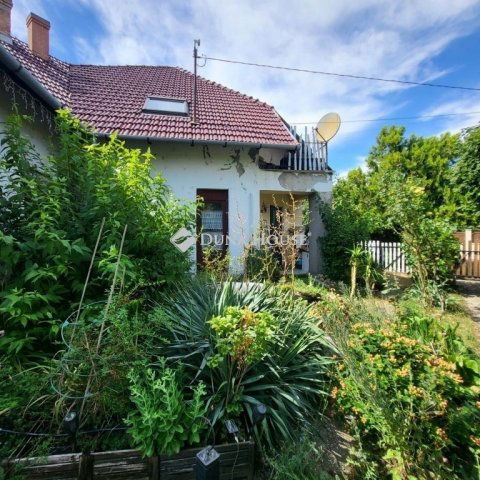 Eladó ikerház, Szegeden 51 M Ft, 4 szobás / költözzbe.hu