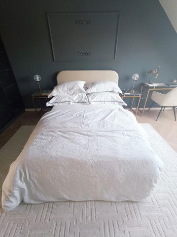 Eladó téglalakás, Budapesten, V. kerületben, Szervita téren