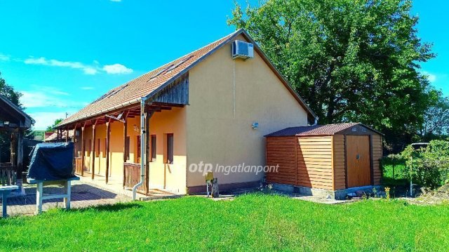 Eladó családi ház, Egerszalókon 110 M Ft, 5 szobás