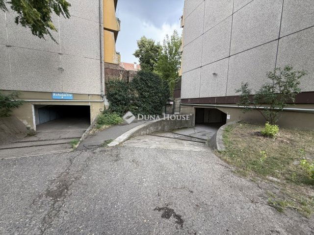 Eladó garázs, Kecskeméten 8.49 M Ft / költözzbe.hu