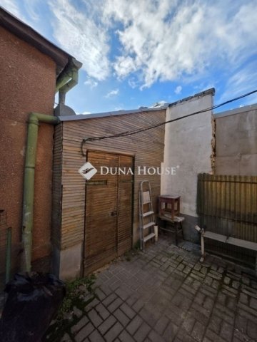 Eladó családi ház, Budapesten, XX. kerületben 74.9 M Ft