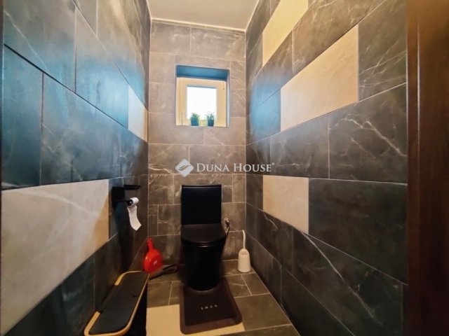 Eladó családi ház, Monoron 89.9 M Ft, 3 szobás