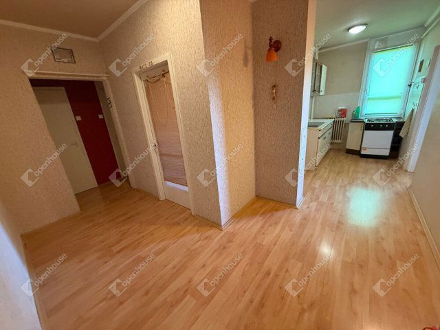 Eladó téglalakás, Zalaegerszegen 36.5 M Ft, 3 szobás