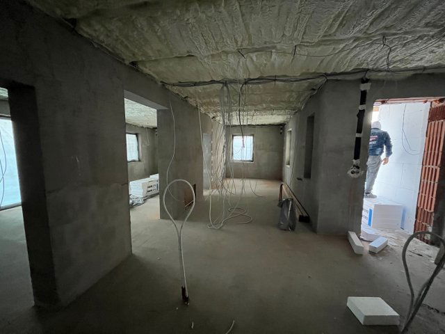 Eladó családi ház, Ongán 79.9 M Ft, 5 szobás