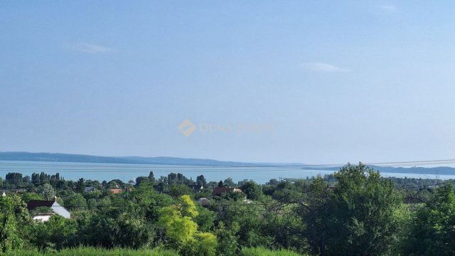 Eladó családi ház, Alsóörsön, Szépkilátó utcában 189 M Ft