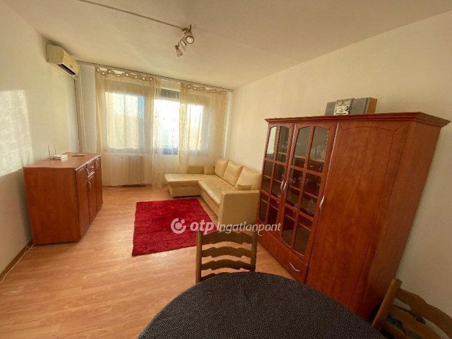 Eladó panellakás, Budapesten, XV. kerületben 52.5 M Ft
