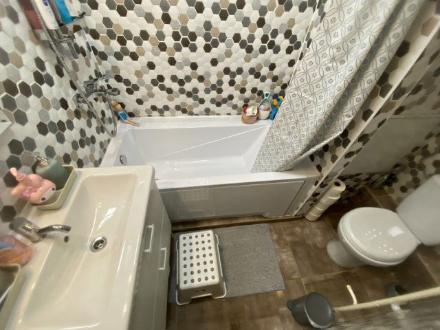 Eladó téglalakás, Budapesten, XIV. kerületben, Tihany utcában