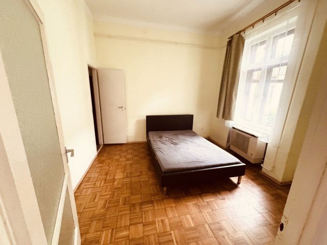 Eladó téglalakás, Vácon 46.5 M Ft, 2 szobás