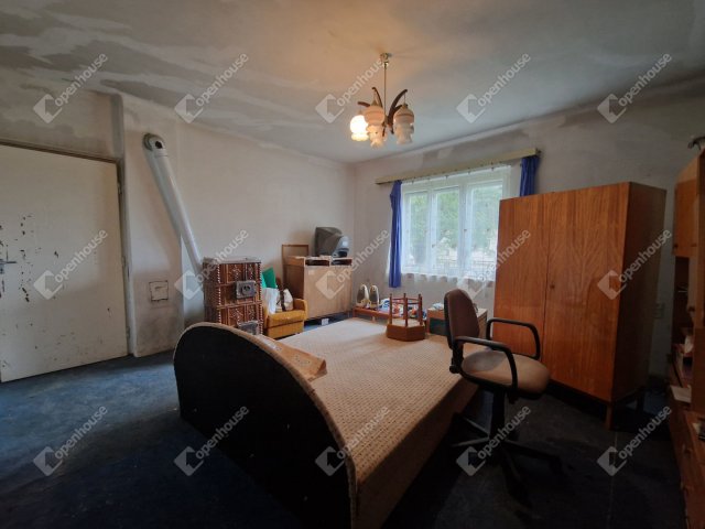 Eladó családi ház, Rédén 16.5 M Ft, 3 szobás