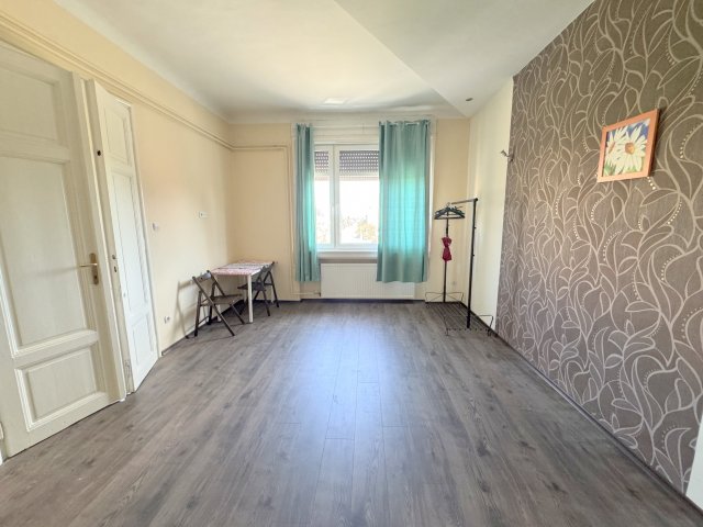Eladó téglalakás, Budapesten, XIII. kerületben, Béke téren