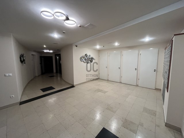 Eladó garázs, Budapesten, VI. kerületben 16.8 M Ft