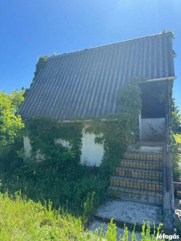 Eladó nyaraló, Szomódon 4.8 M Ft, 1+1 szobás