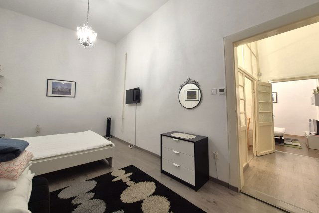Eladó téglalakás, Budapesten, V. kerületben 89 M Ft, 2 szobás