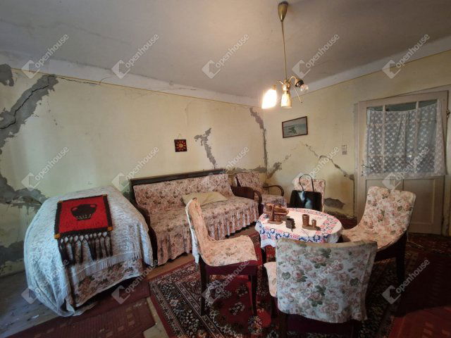 Eladó családi ház, Nagyigmándon 32 M Ft, 2 szobás