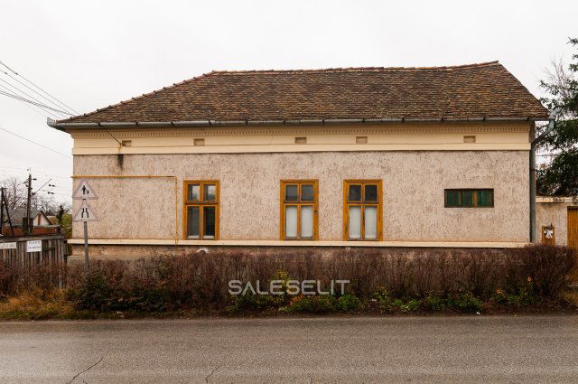 Eladó családi ház, Debrecenben 85 M Ft, 4 szobás