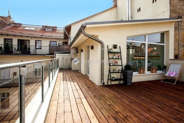 Eladó téglalakás, Budapesten, VI. kerületben 299 M Ft, 4 szobás