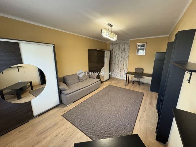 Eladó téglalakás, Budapesten, IV. kerületben 64 M Ft, 2 szobás