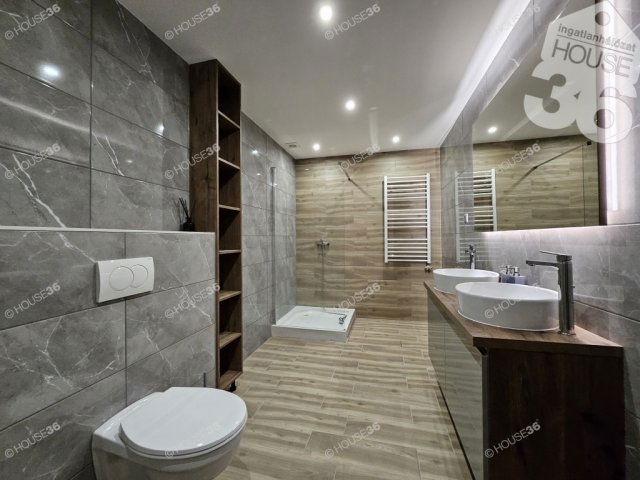 Kiadó téglalakás, albérlet, Kecskeméten 350 E Ft / hó