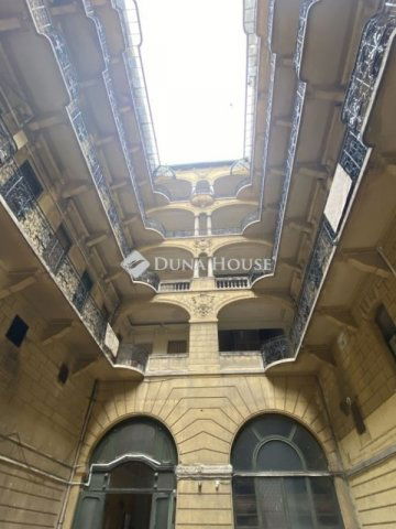 Eladó téglalakás, Budapesten, VII. kerületben 64 M Ft, 2 szobás