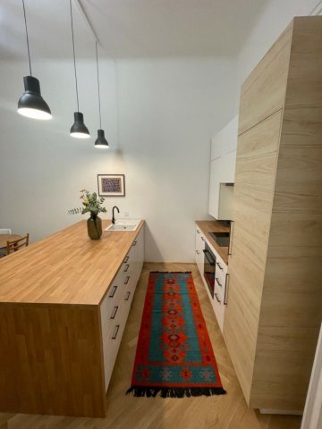 Kiadó téglalakás, albérlet, VI. kerületben, Király utcában