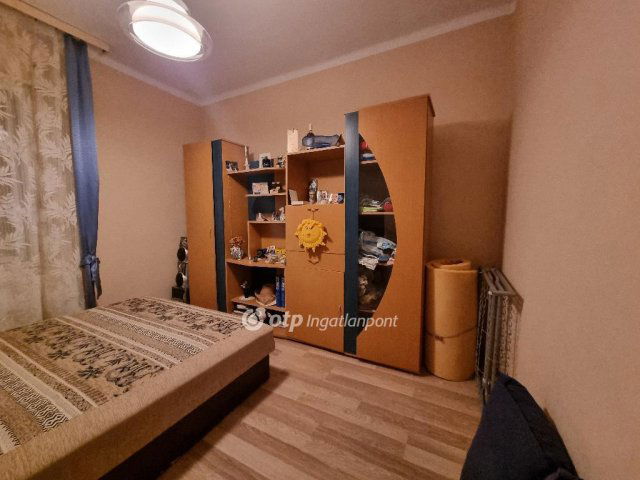 Eladó családi ház, Kemenespálfán 33.9 M Ft, 3+2 szobás
