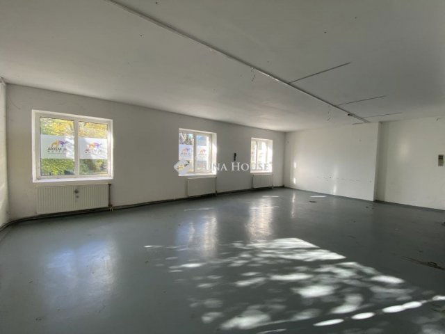 Eladó iroda, Sopronban 49.86 M Ft, 3 szobás / költözzbe.hu