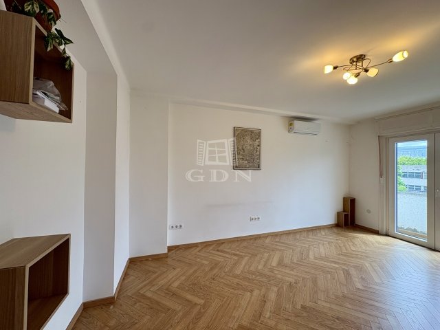 Eladó téglalakás, Budapesten, VIII. kerületben 69 M Ft, 2 szobás